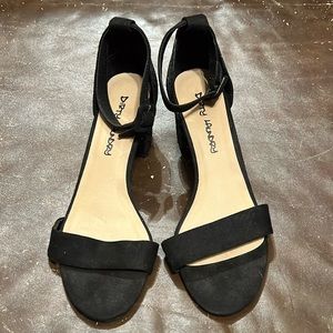 Dirty Laundry Heels SZ 9 1/2